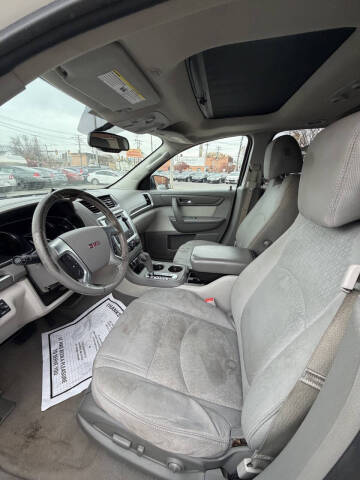 2015 GMC Acadia SLE-2