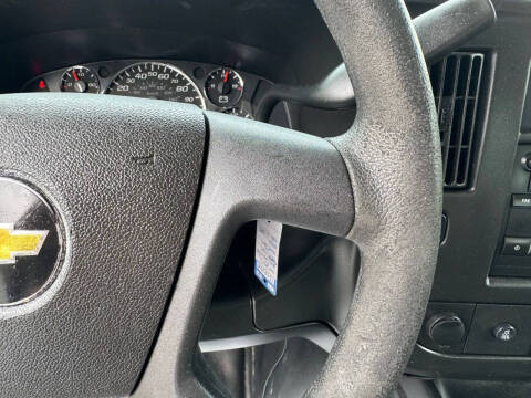 2017 Chevrolet Express 2500