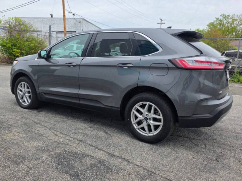 2022 Ford Edge SEL