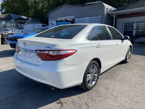 2017 Toyota Camry LE