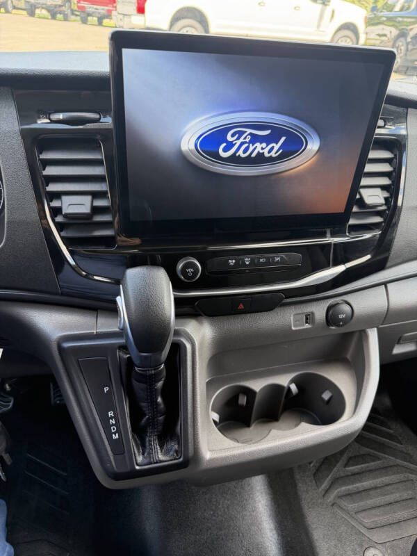 2024 Ford Transit 250