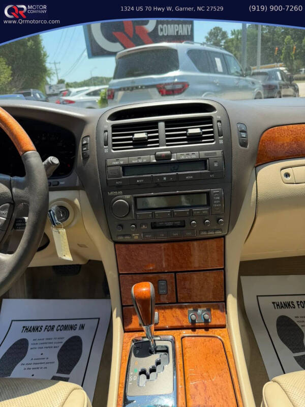 2004 Lexus LS 430