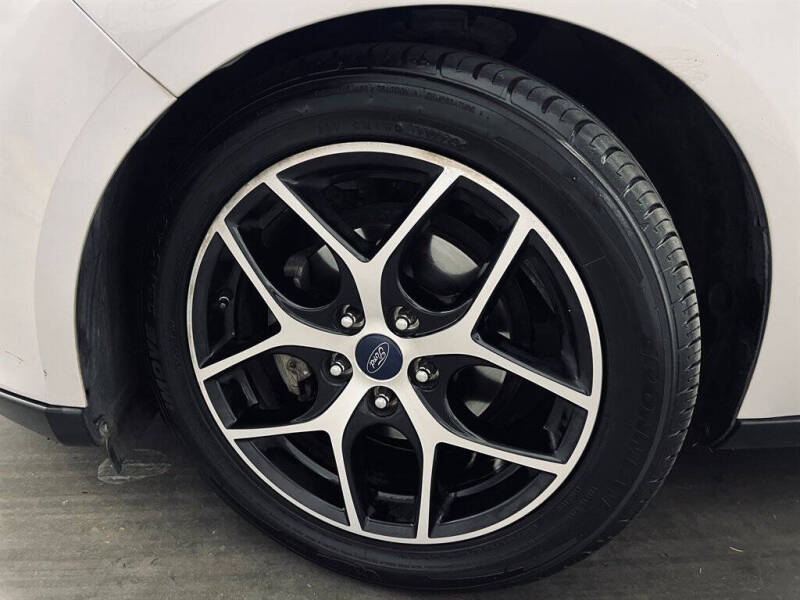 2017 Ford Focus Titanium