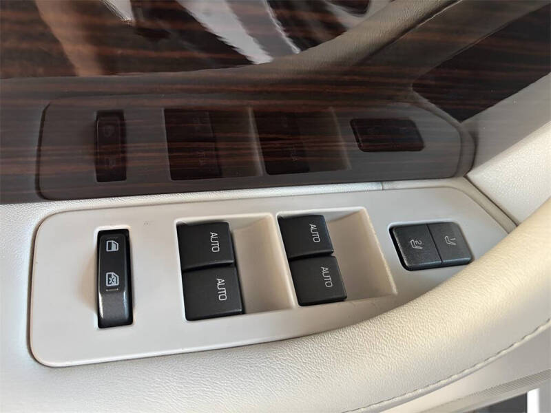 2011 Lincoln MKS EcoBoost