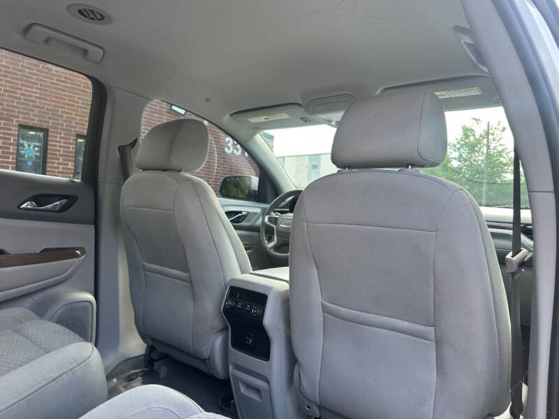 2018 GMC Acadia SLE-2