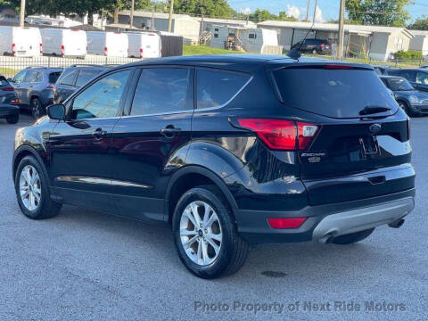 2019 Ford Escape SE