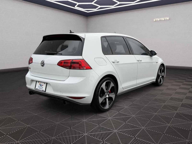 2016 Volkswagen Golf GTI