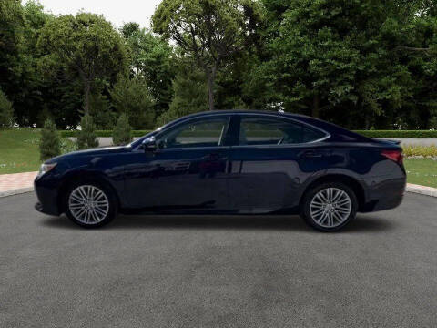 2015 Lexus ES 350 Crafted Line