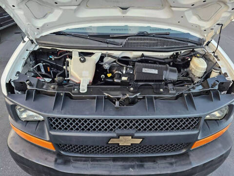 2017 Chevrolet Express 2500