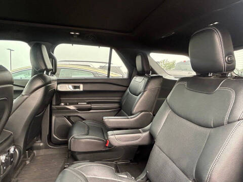 2020 Ford Explorer ST