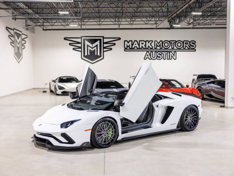 2019 Lamborghini Aventador LP 740-4 S