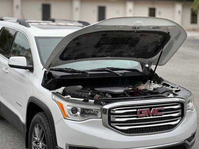 2017 GMC Acadia SLT-1