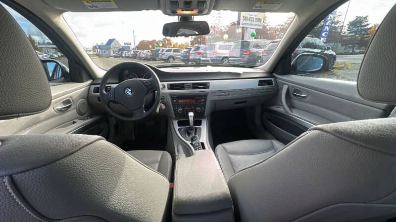 2011 BMW 3 Series 328i xDrive