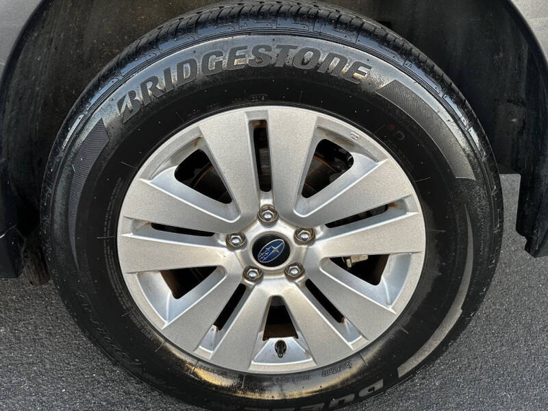 2019 Subaru Outback 2.5i