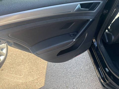 2015 Volkswagen Golf TSI S