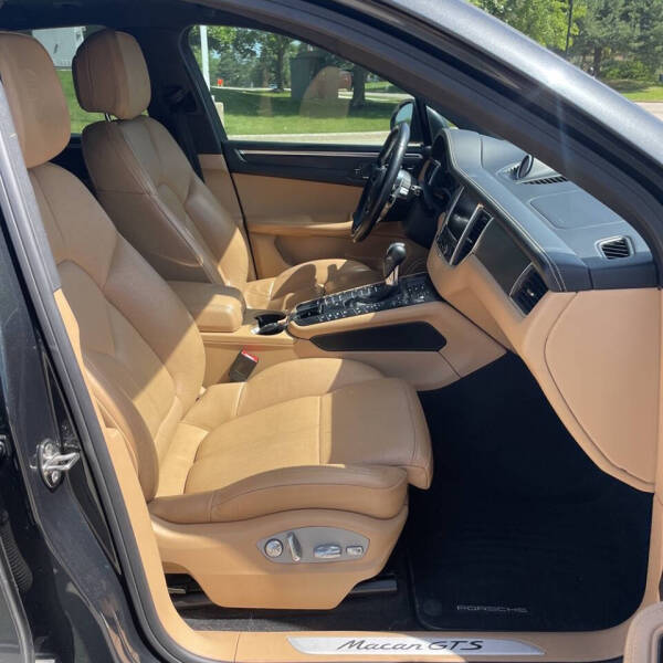 2017 Porsche Macan GTS