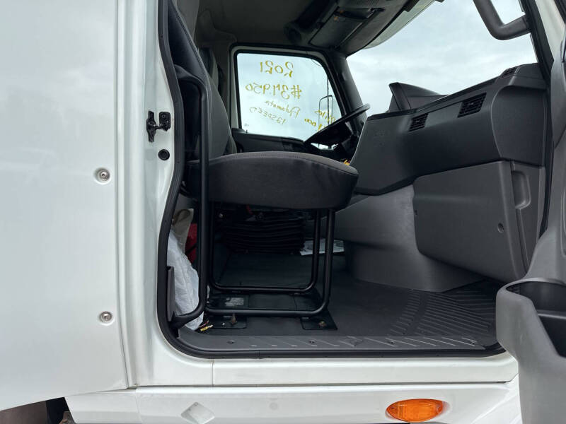 2021 International RH613