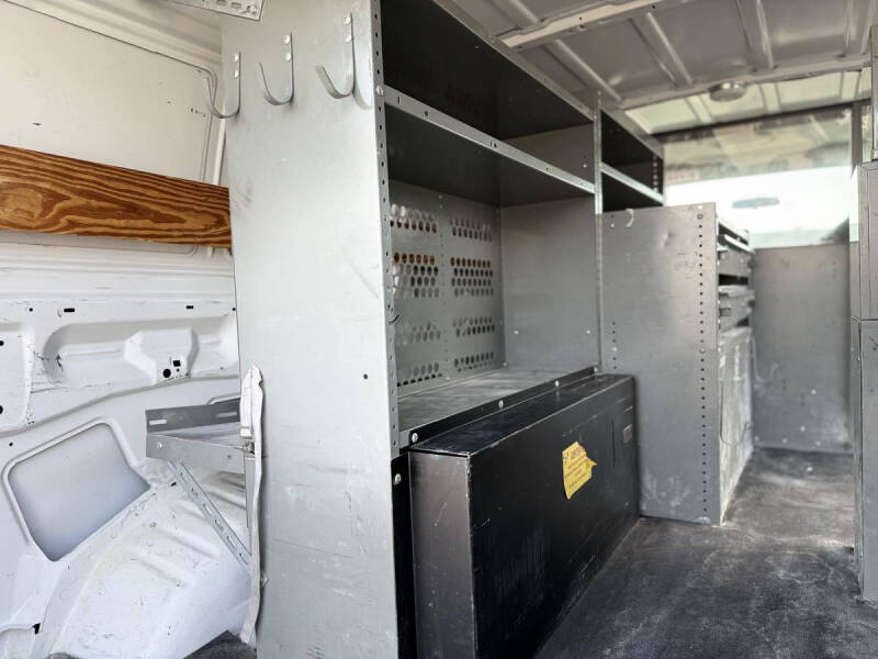 2010 Ford E-Series E-250