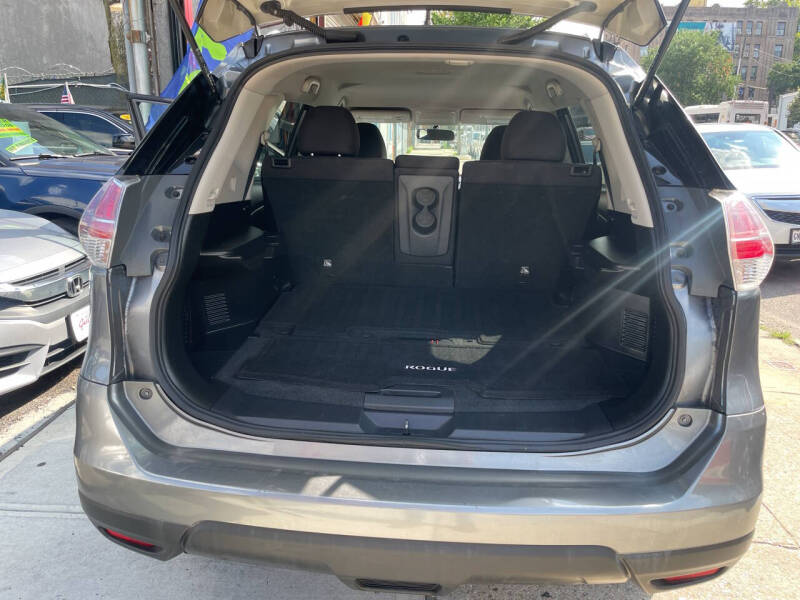 2015 Nissan Rogue SV