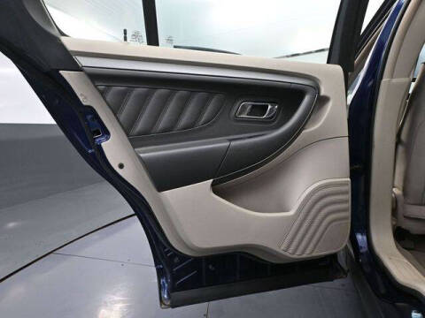 2011 Ford Taurus SEL