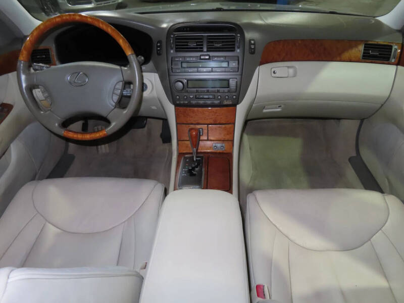 2002 Lexus LS 430