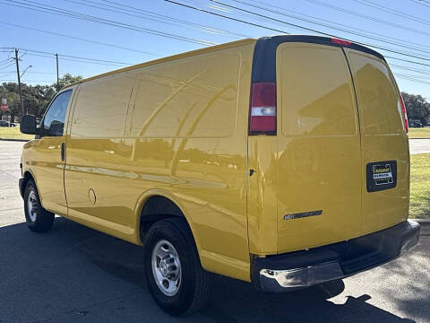 2019 Chevrolet Express 2500