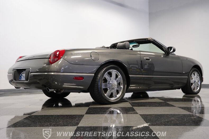 2003 Ford Thunderbird