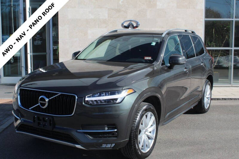 2018 Volvo XC90 T6 Momentum