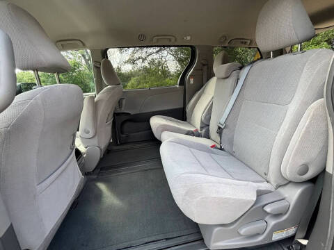 2017 Toyota Sienna
