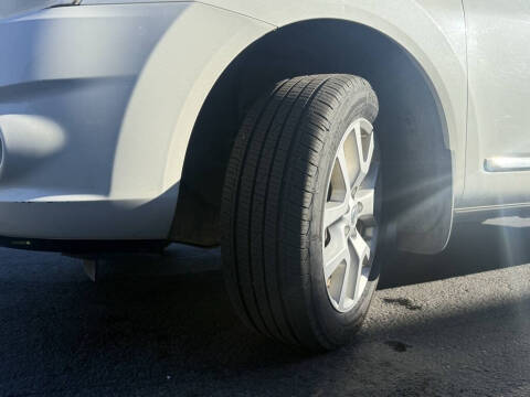 2011 Nissan Rogue SV