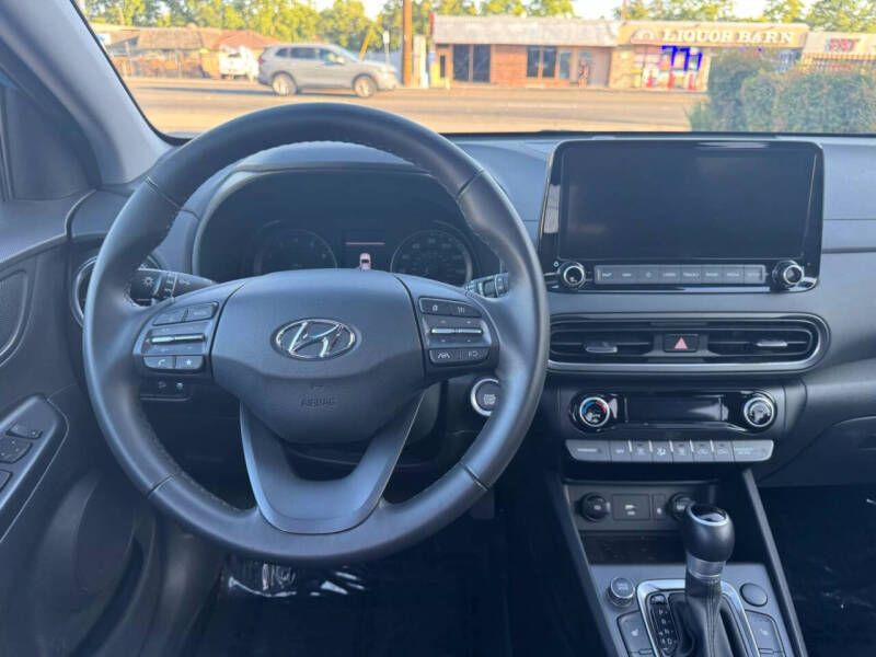 2023 Hyundai Kona SEL