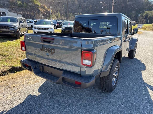 2025 Jeep Gladiator Sport