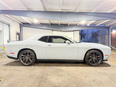 2020 Dodge Challenger SXT