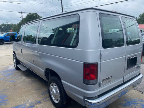 2011 Ford E-Series E-350 SD XL