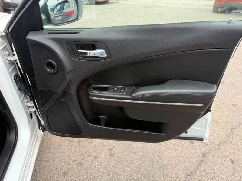 2014 Dodge Charger SE