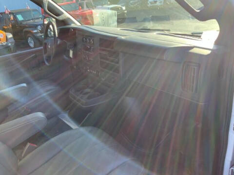 2017 Chevrolet Express 2500