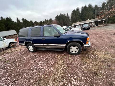 1998 Chevrolet Tahoe for sale at Lavelle Motors in Lavelle PA