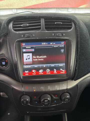 2019 Dodge Journey Crossroad