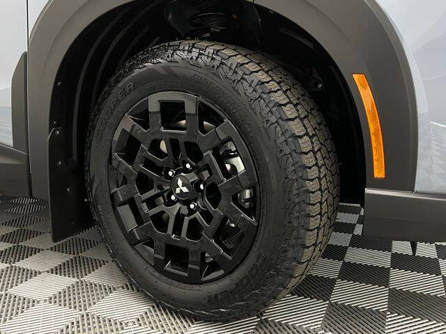 2025 Mitsubishi Outlander Trail Edition