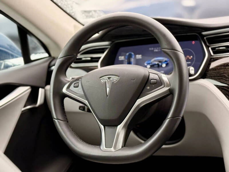 2016 Tesla Model S