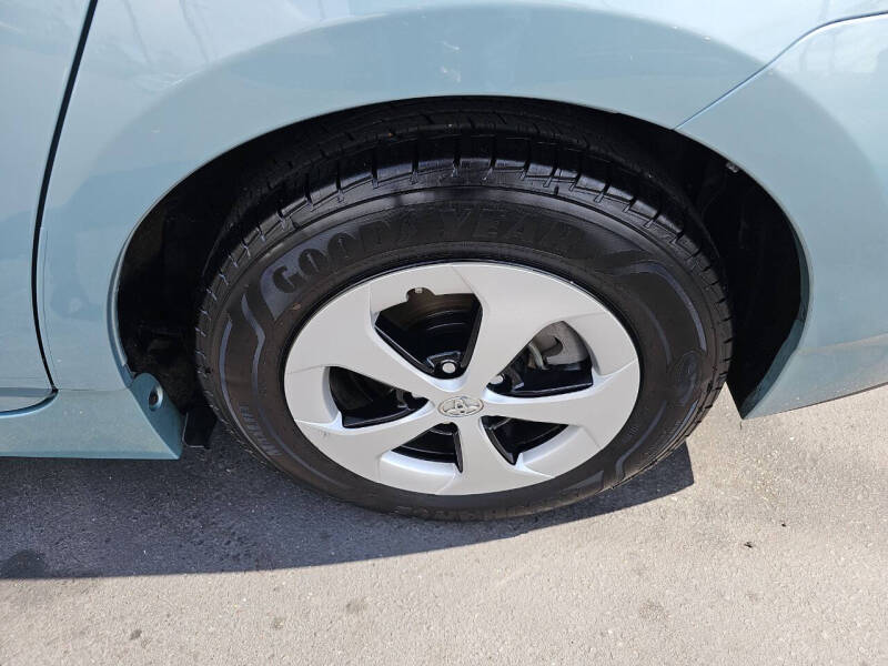 2013 Toyota Prius Two