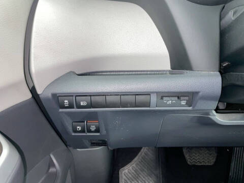 2023 Toyota Sienna LE 8-Passenger