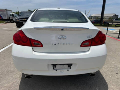 2009 Infiniti G37 Sedan Journey
