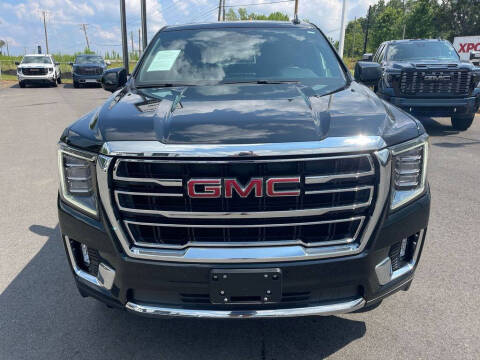 2023 GMC Yukon SLT
