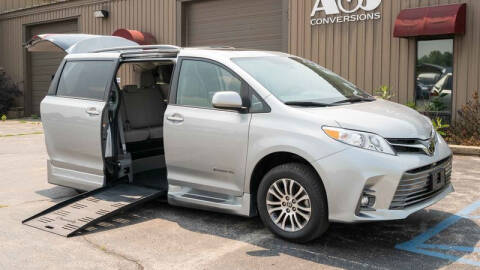 2020 Toyota Sienna for sale at A&J Mobility in Valders WI