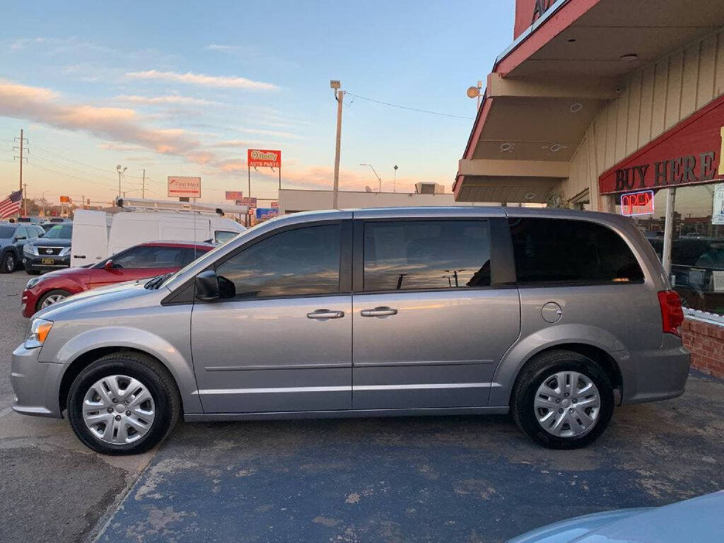 2017 Dodge Grand Caravan for sale at Caspian Auto Sales in Oklahoma City, OK