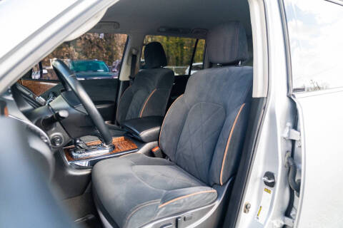 2017 Nissan Armada SV