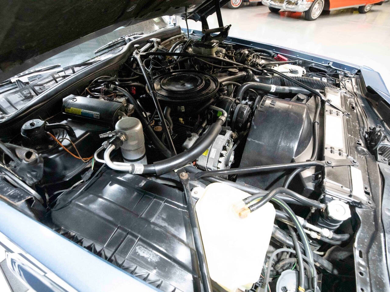 1985 Cadillac Fleetwood Brougham 53