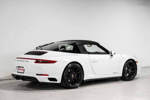 2017 Porsche 911 Targa 4