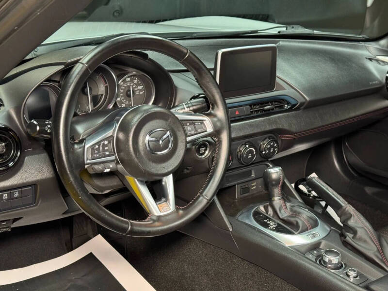 2016 Mazda MX-5 Miata Club